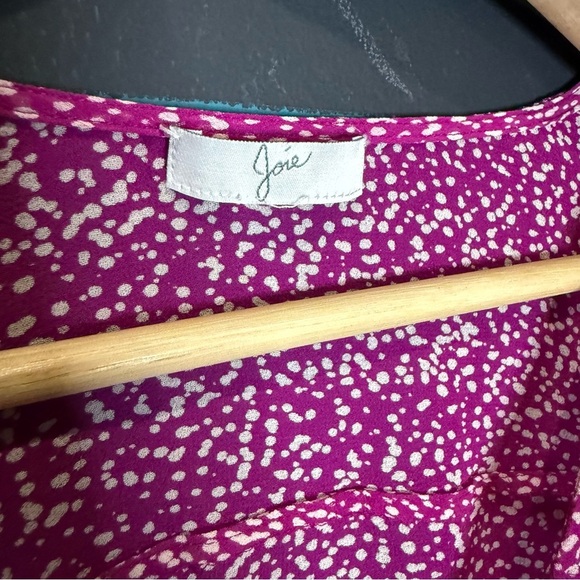 Joie Fuchsia Blouse with White Speckles100% Silk - Picture 3 of 8
